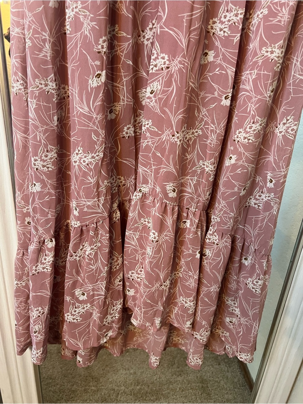 đź’•NWOT Polagramđź’• Dusty Rose Floral Ruffle-Trim Midi Dress - Picture 5 of 8